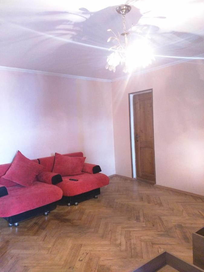 Your Hostel Tbilisi Buitenkant foto